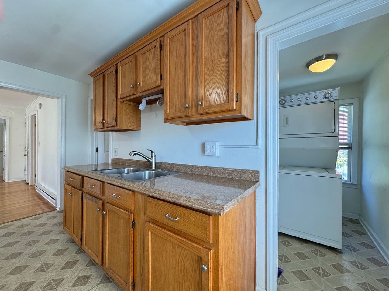 42 William St - Photo 5 of 24