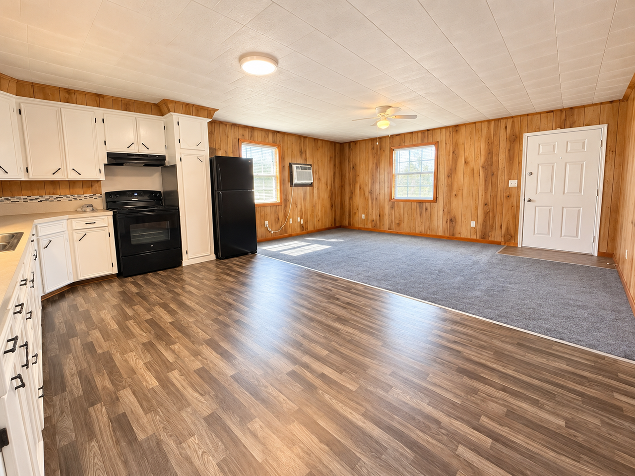 620 W Carlton St - Photo 5 of 10