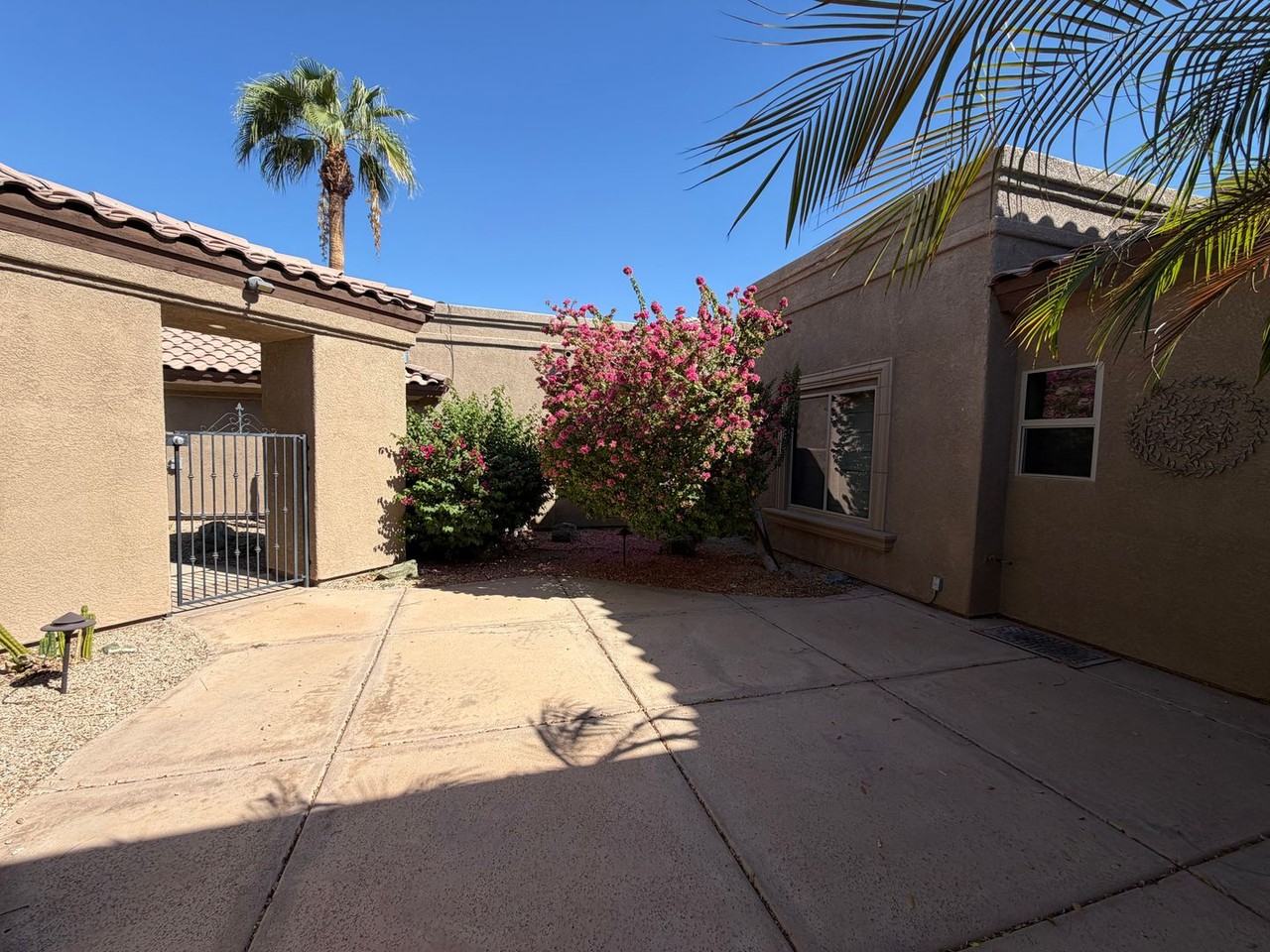 4553 W La Quinta Ln - Photo 4 of 44