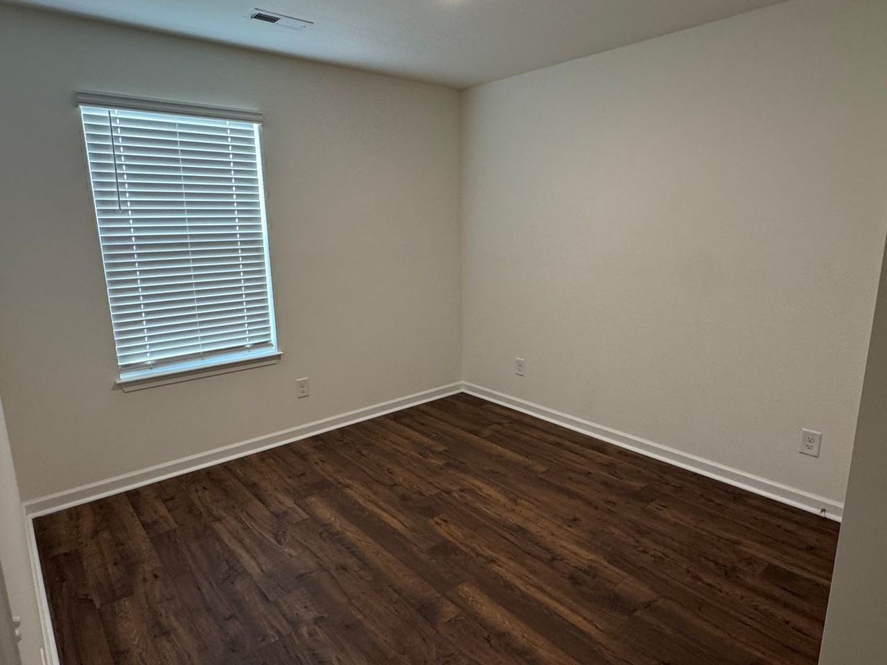 1261 1261 Cherry Grove Rd - Photo 5 of 14