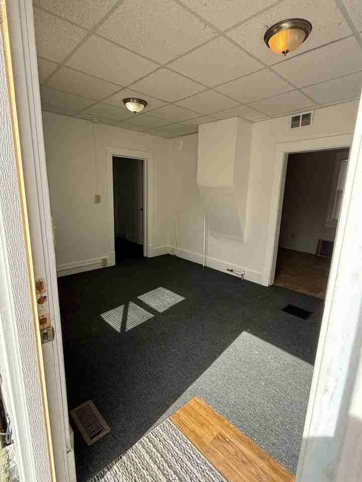 1232 S Poplar St #2 - Photo 3 of 11