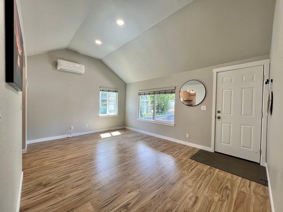 1883 Sw Allen Creek Rd - Photo 2 of 18