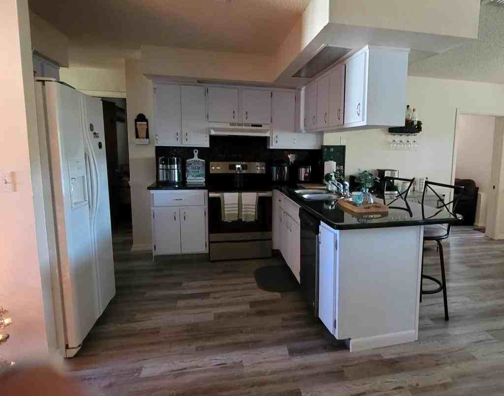 9214 Gerona St - Photo 4 of 12