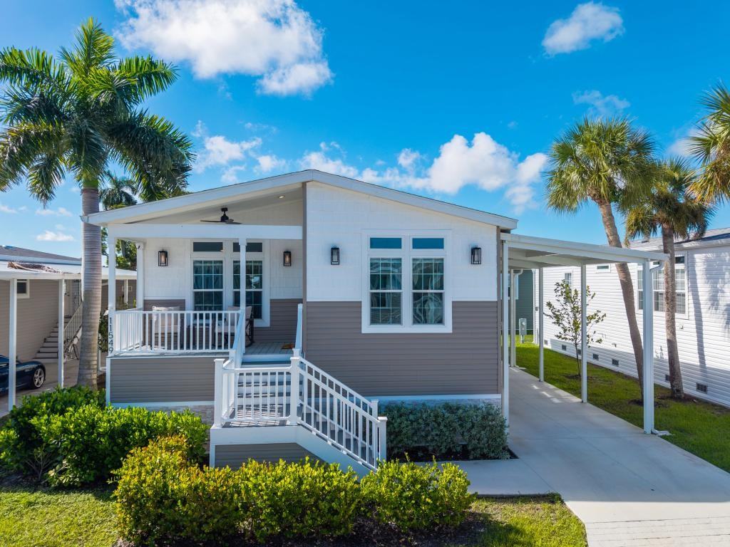 11549 Palm Dr - Photo 2 of 50
