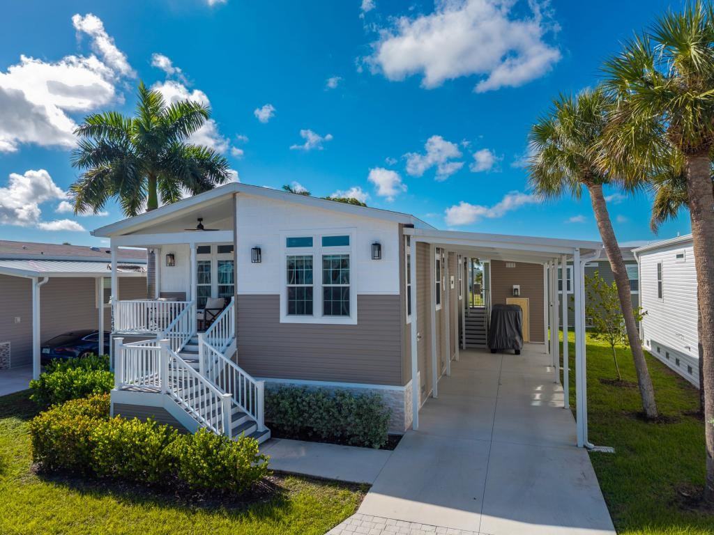 11549 Palm Dr - Photo 3 of 50