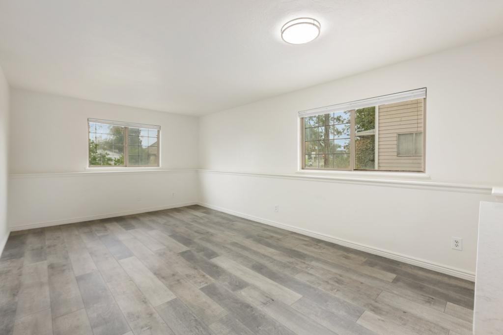 1412 10th St - Photo 2 of 10