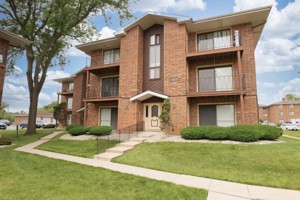 featured image of 15741 Thomas Ln