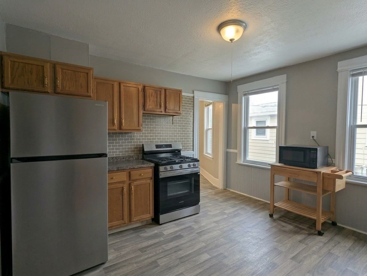 208 Fairview Avenue #2 - Photo 7 of 15