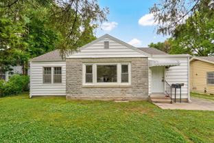 1741 E Elm St #ELM - Photo 1 of 1