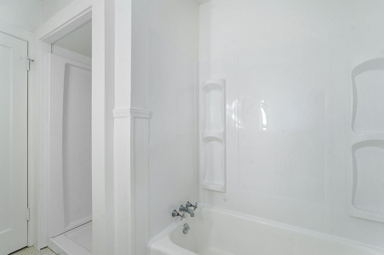 1741 E Elm St #ELM - Photo 2 of 37