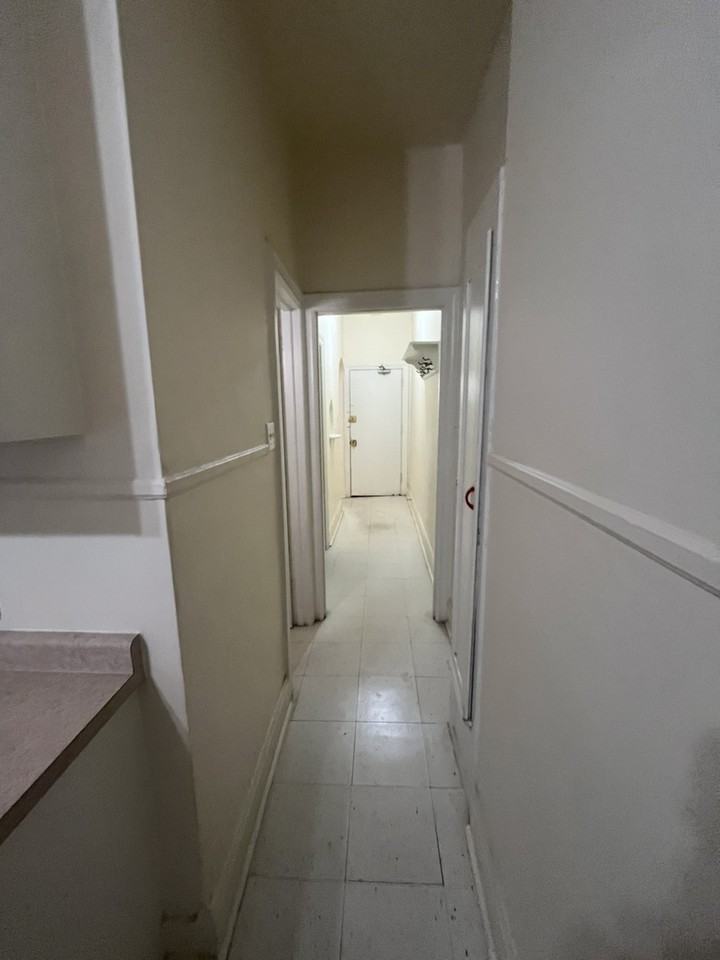 367 Kennedy St - Photo 5 of 5