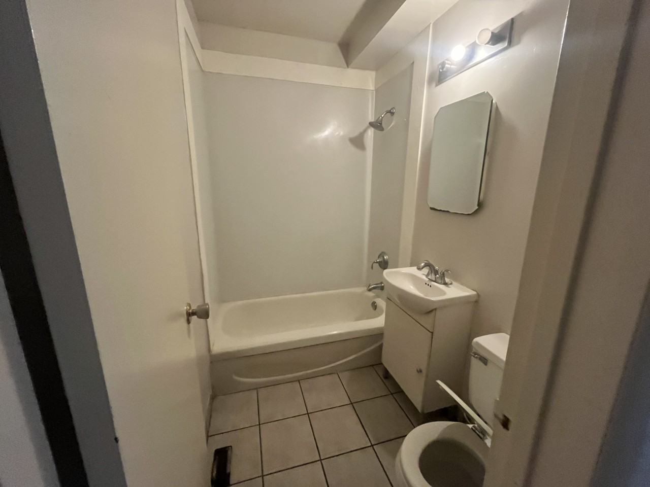 371 Kennedy St - Photo 3 of 5
