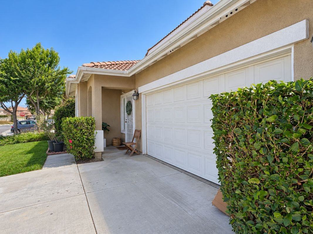 13018 Acacia Ave - Photo 2 of 28