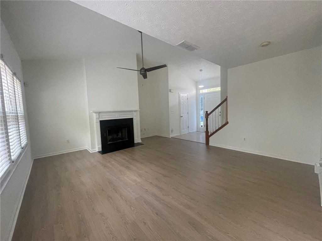 2589 Halcyon Way - Photo 7 of 19