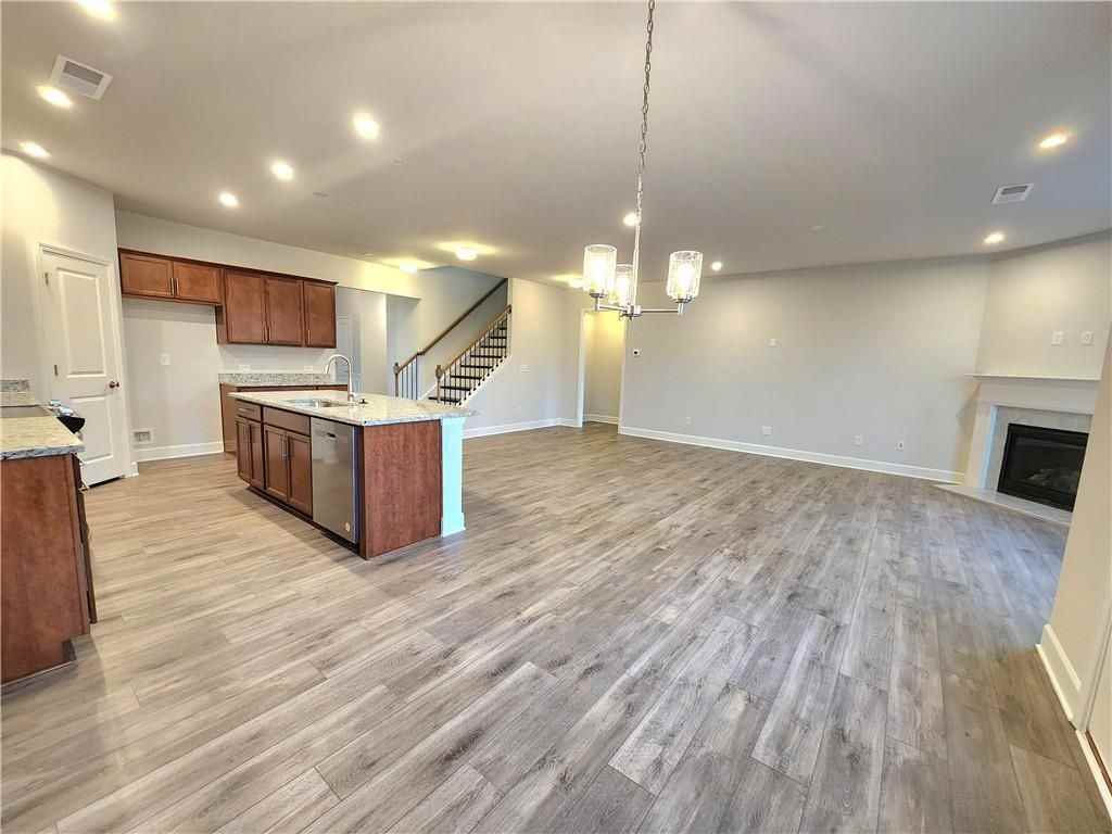 1326 Maston Rd - Photo 4 of 23
