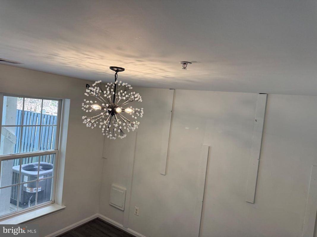714 Parev Way - Photo 2 of 18