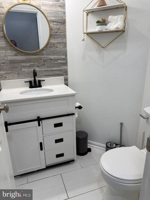 714 Parev Way - Photo 7 of 18