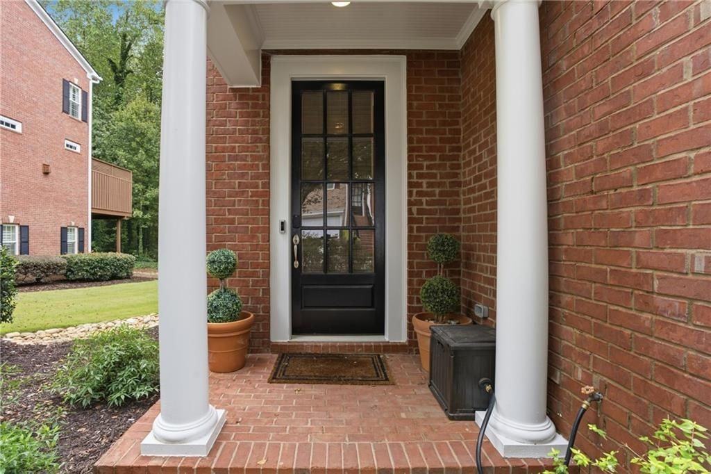 5201 Waters Edge Trl - Photo 5 of 50