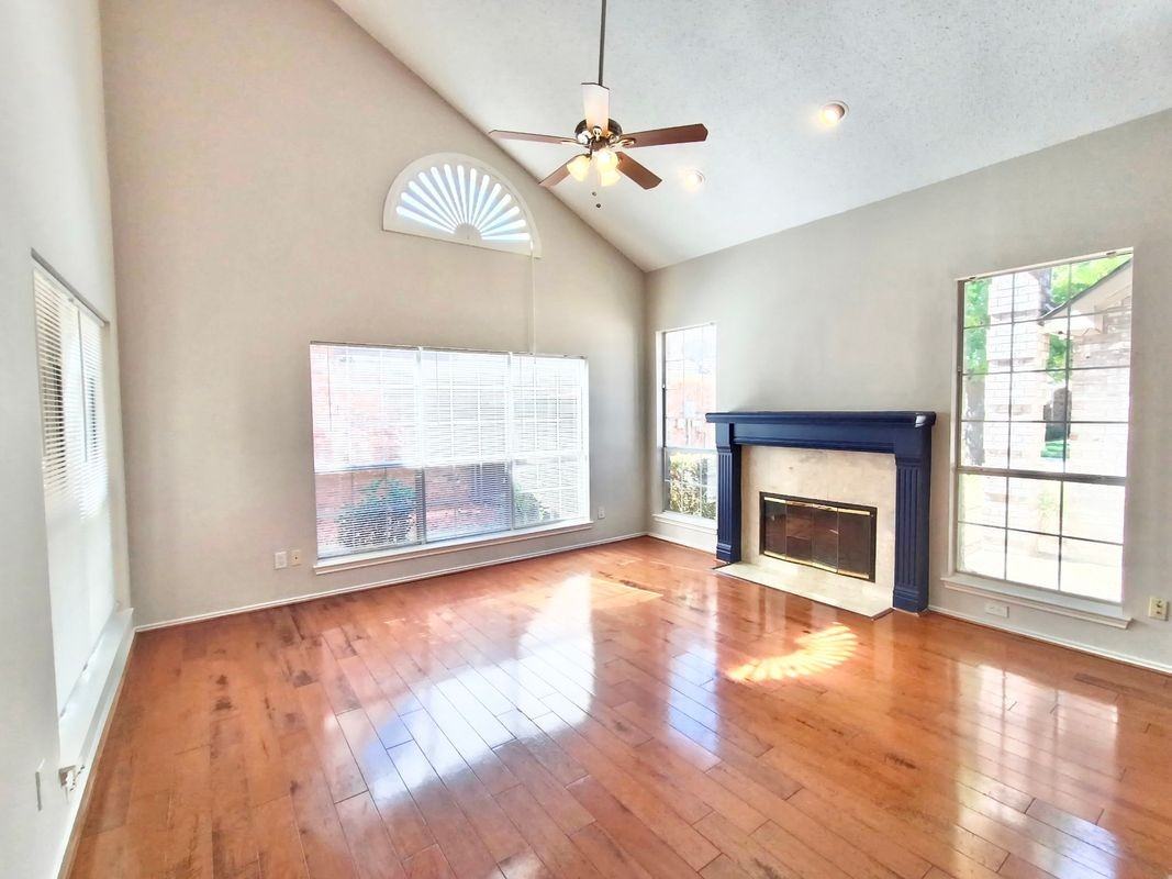 3012 Warm Springs Ln - Photo 3 of 34