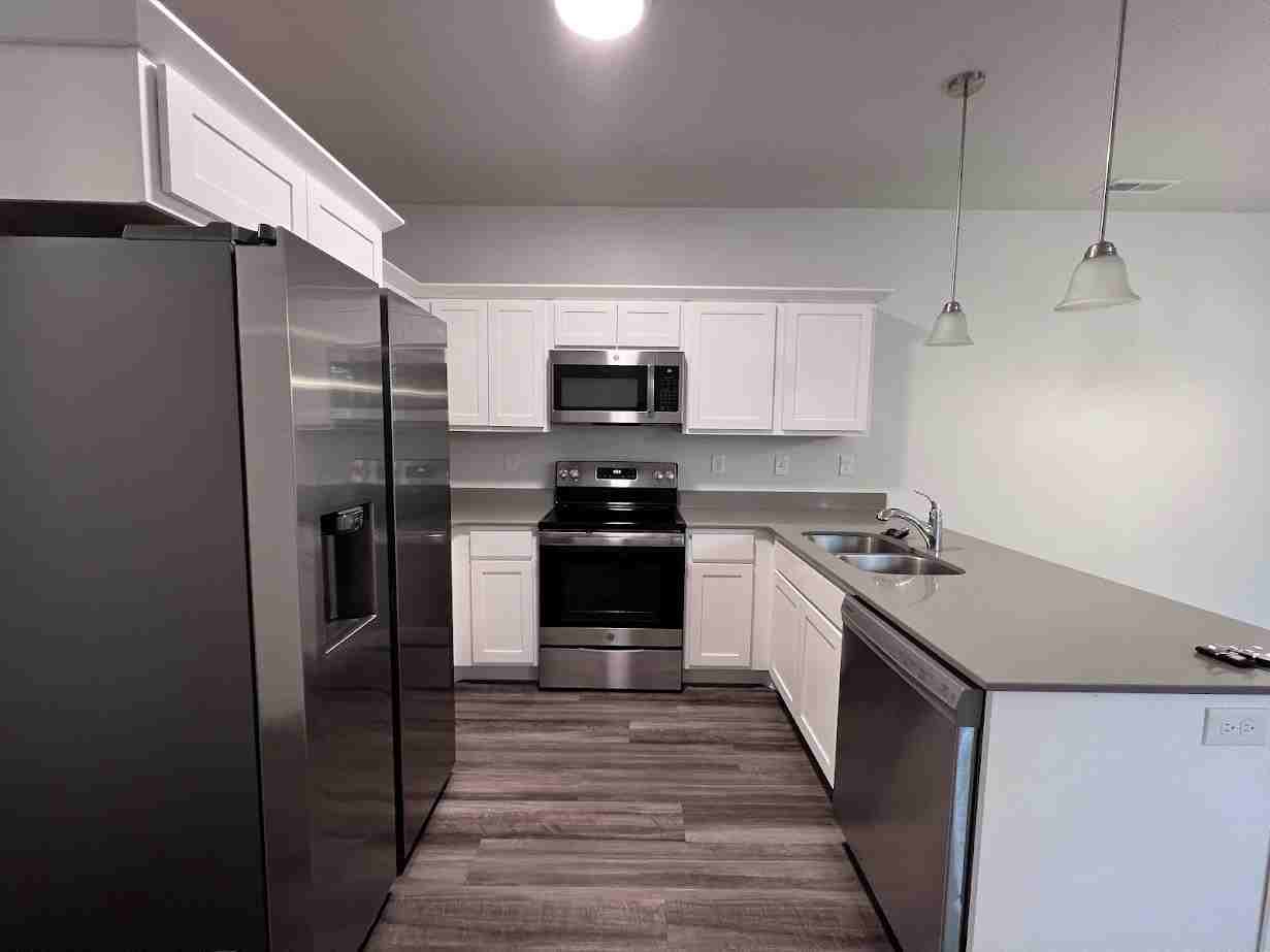 334 Westnorth #1 - Photo 4 of 21