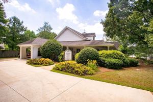 featured image of 890 Macland Rd
