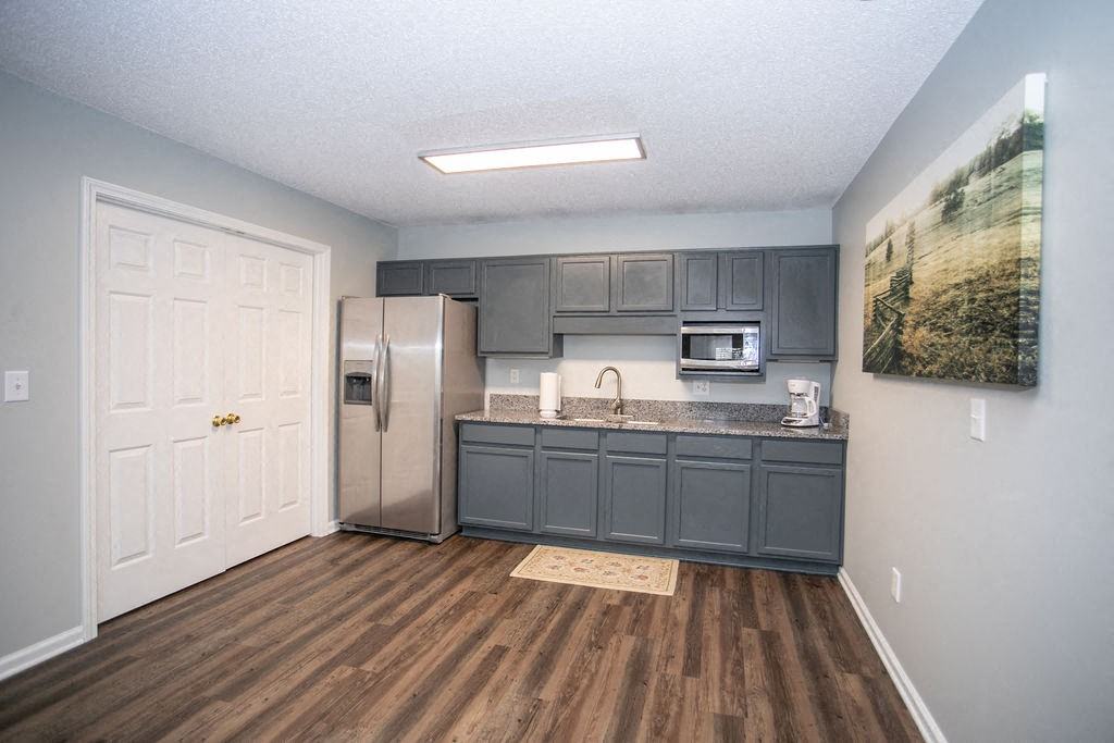 Amberley Senior Living - Photo 7 of 33