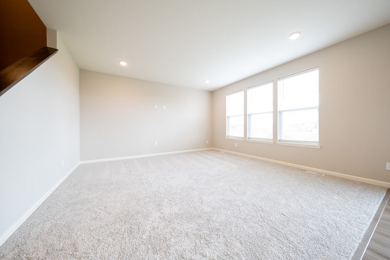10445 Duval Rd - Photo 2 of 41