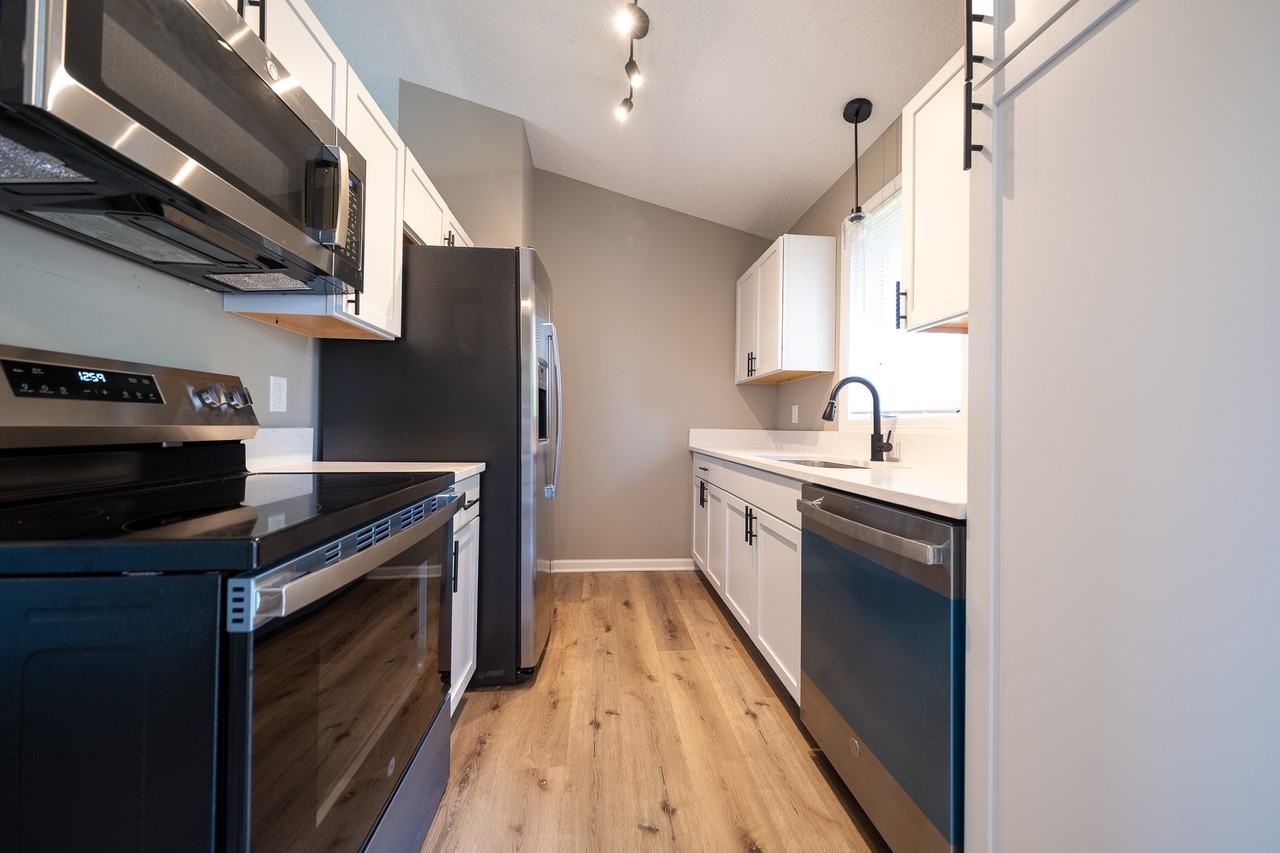 2087 Brittany Ct #1 - Photo 7 of 20