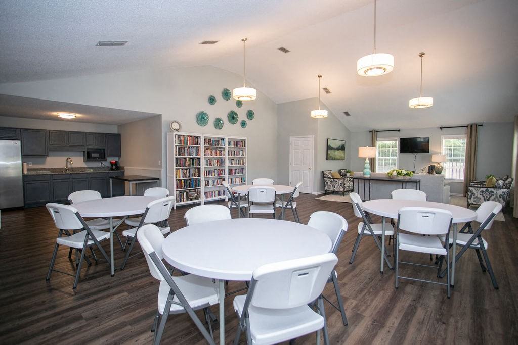 Bellevue Senior Living - Photo 7 of 19