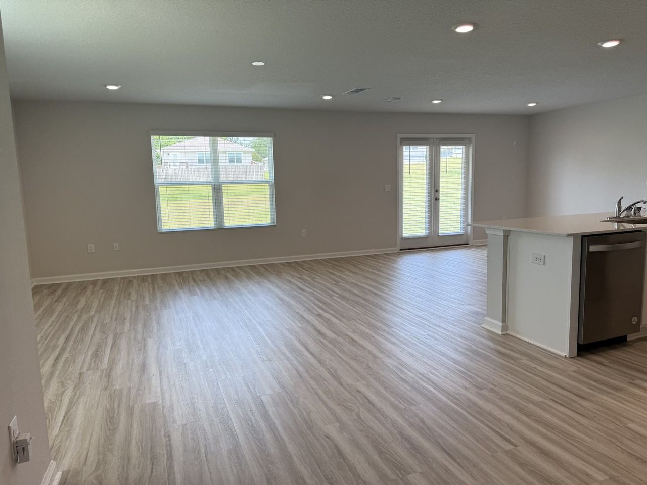 2800 Tallgrass Ct - Photo 3 of 15