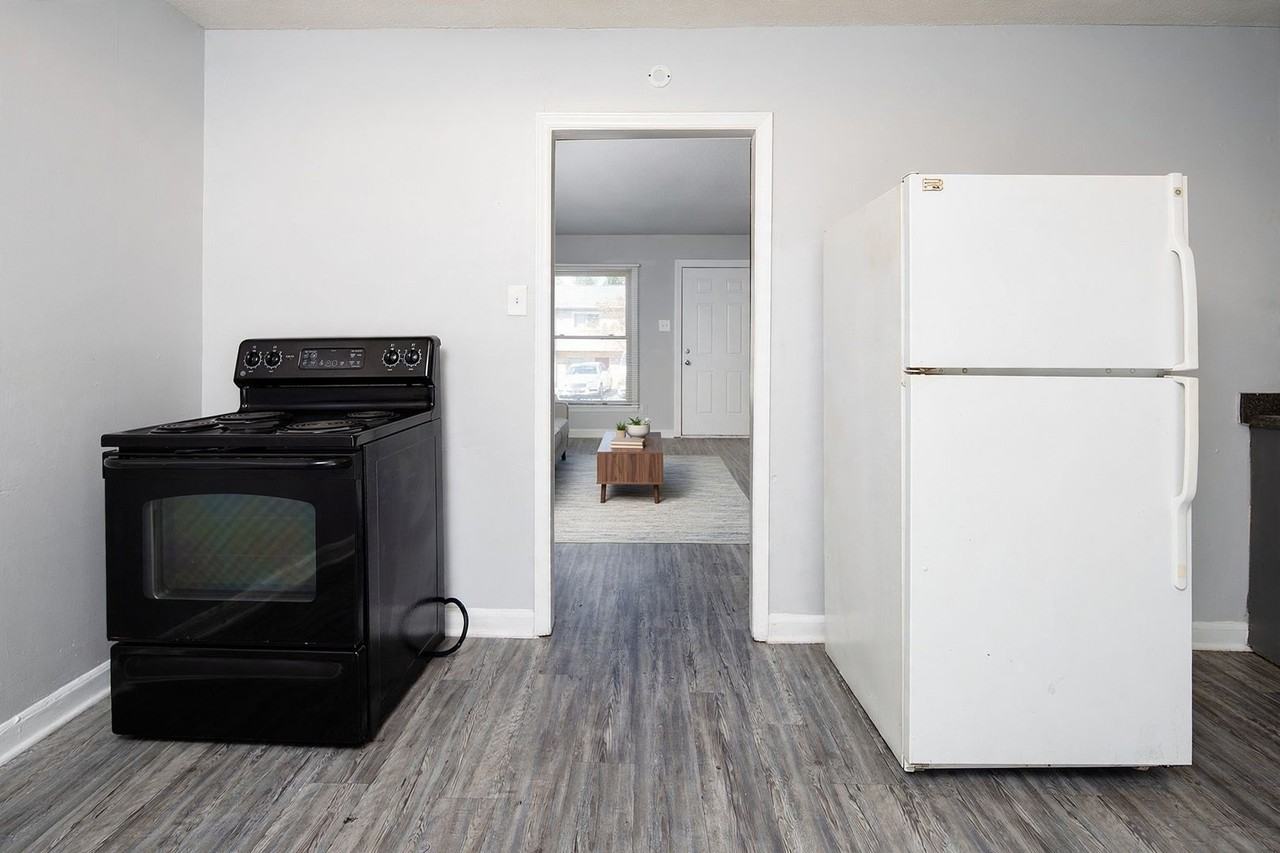 1124 Marble St #C - Photo 7 of 35