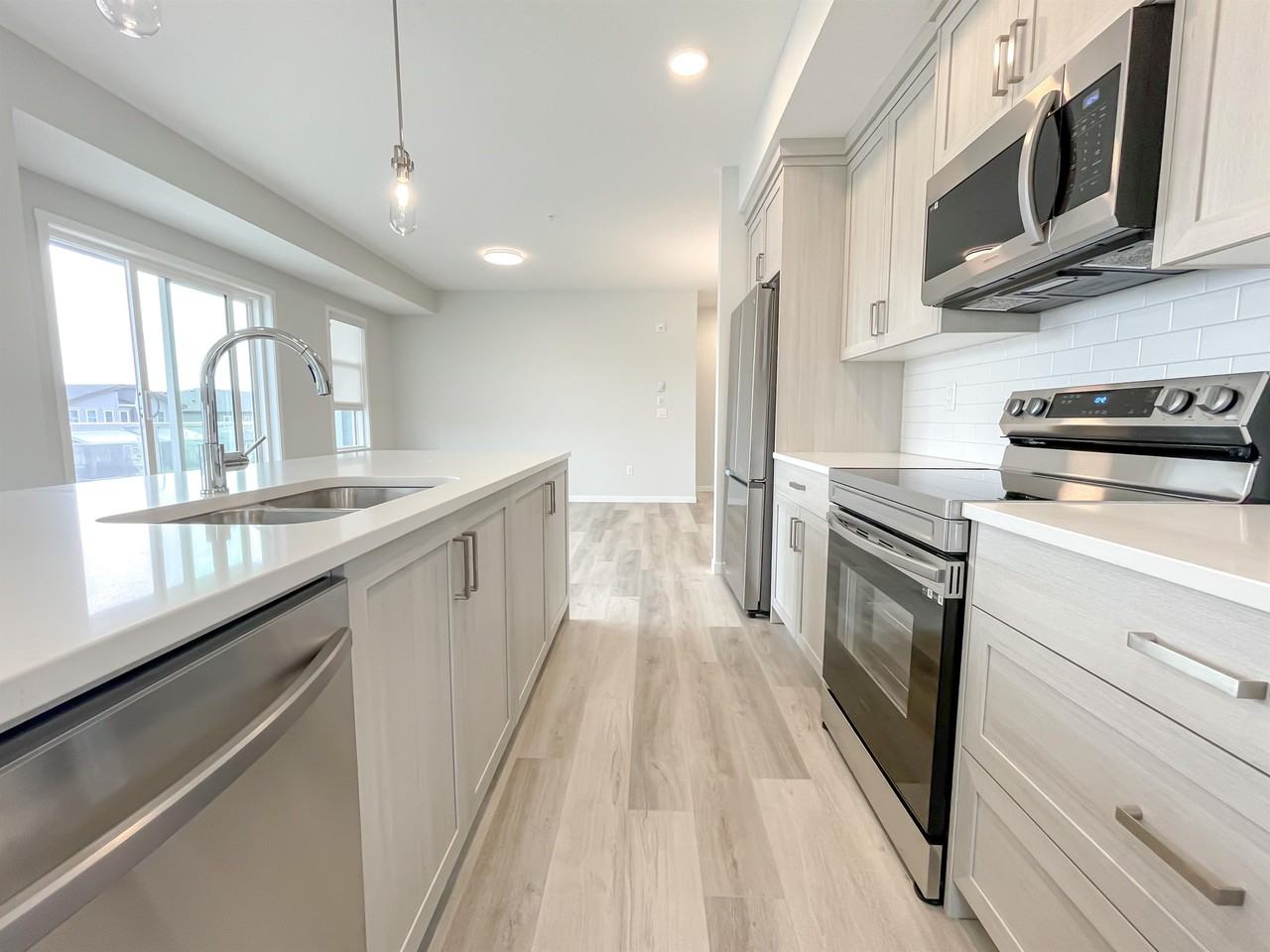 80 Carrington Plaza Nw Unit 212 - Photo 4 of 21