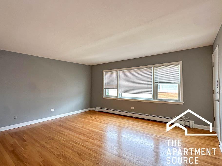3835 N Narragansett Ave #3E - Photo 3 of 16