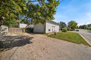 featured image of 218 Hilda St #LOWER