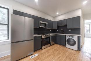 2301 N Leavitt St #2F - Photo 1 of 1
