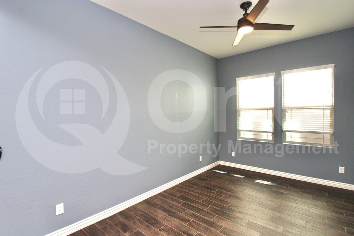 4618 E Walter Way - Photo 6 of 18