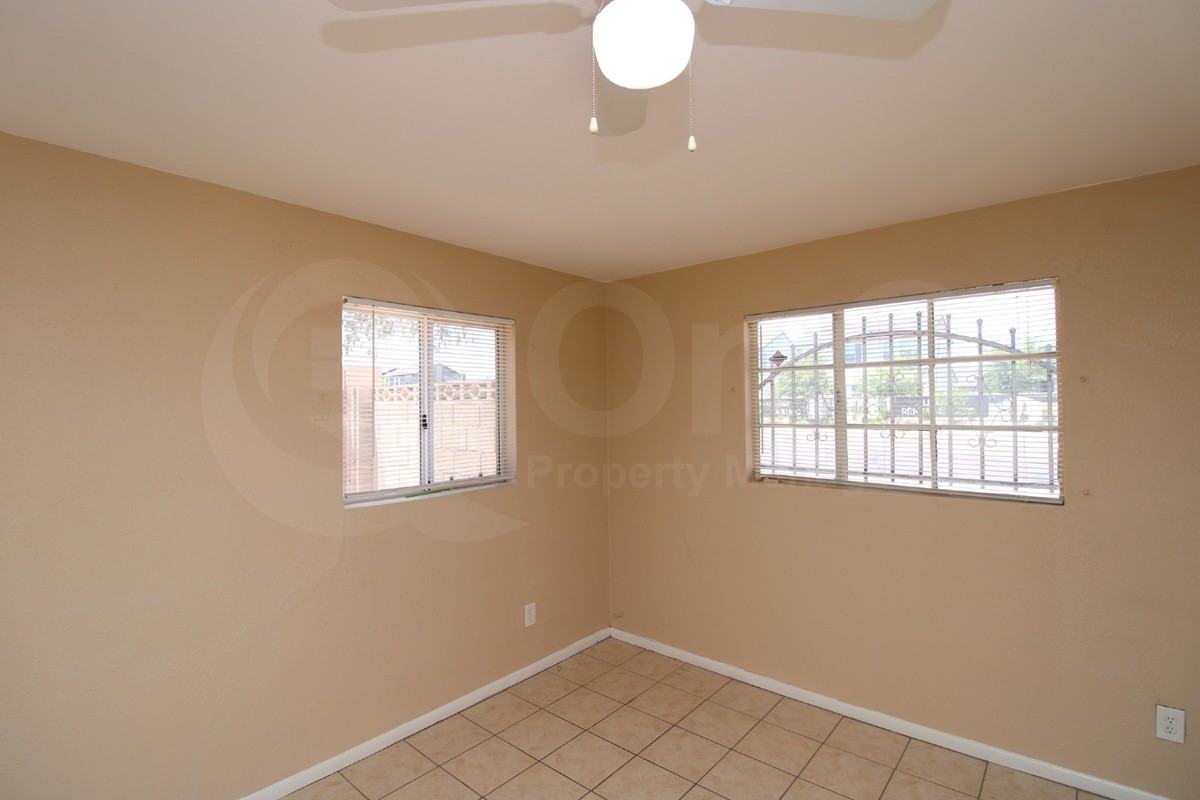 6241 S 16th St - Photo 6 of 11
