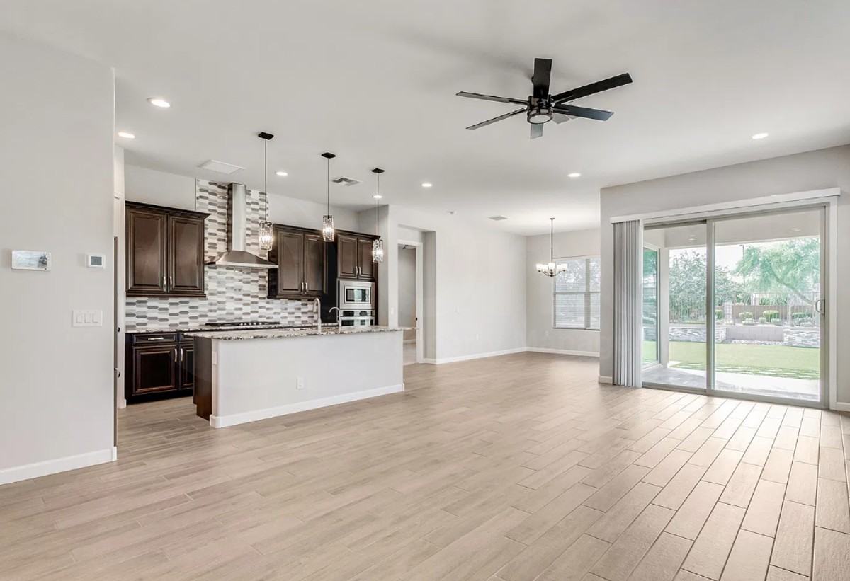 18222 N 66th Pl - Photo 6 of 29