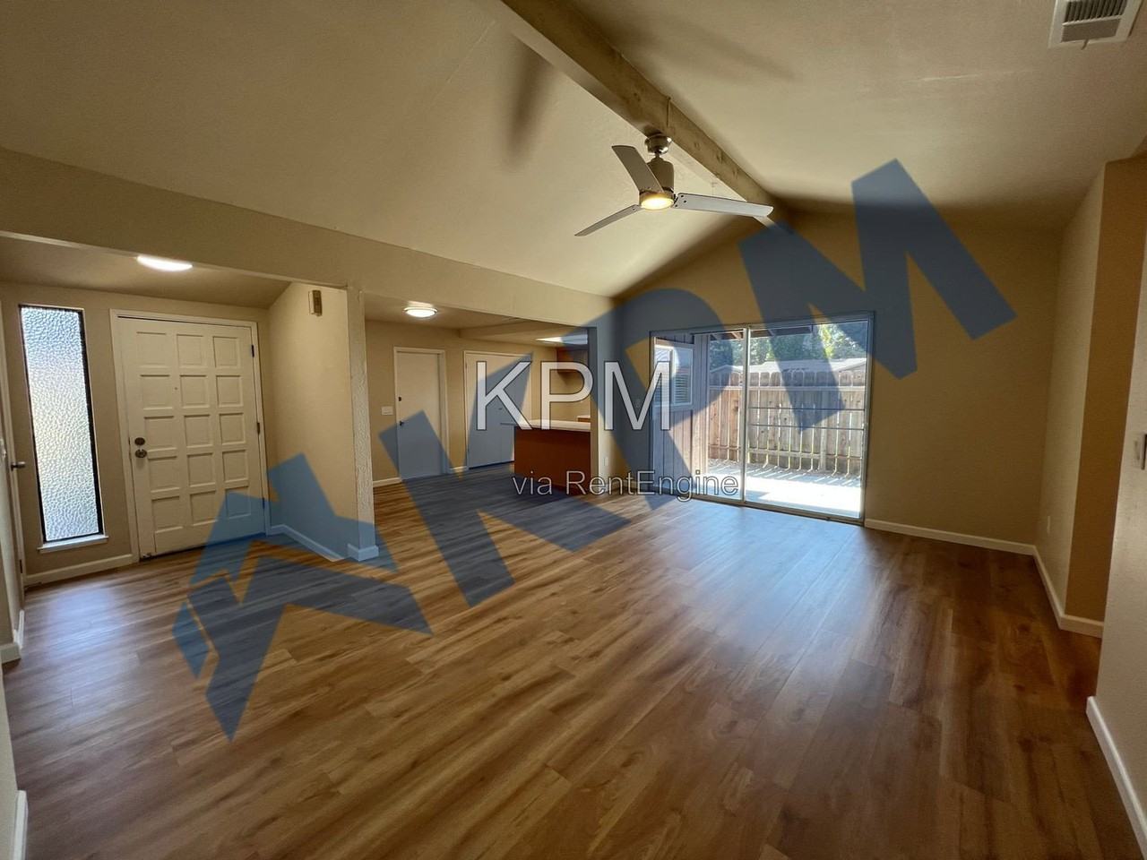 1519 Silver Creek Cir - Photo 7 of 24