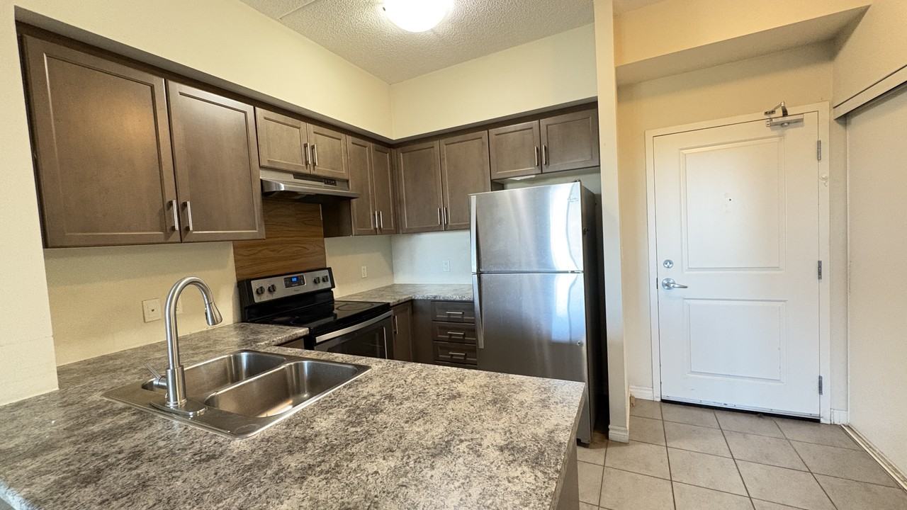 630 Sauve St - Photo 6 of 21