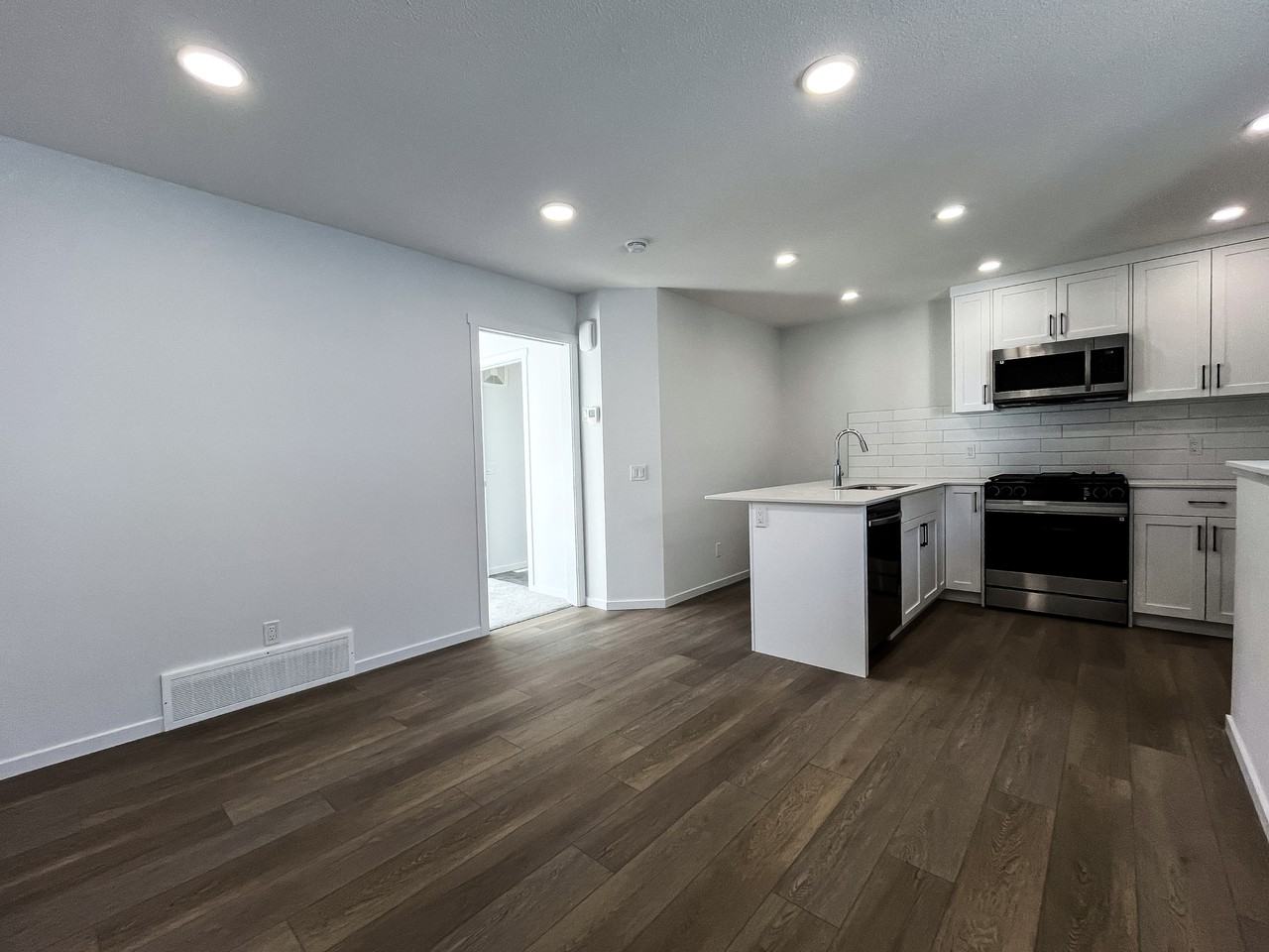 244 Orchards Blvd Sw - Photo 3 of 11