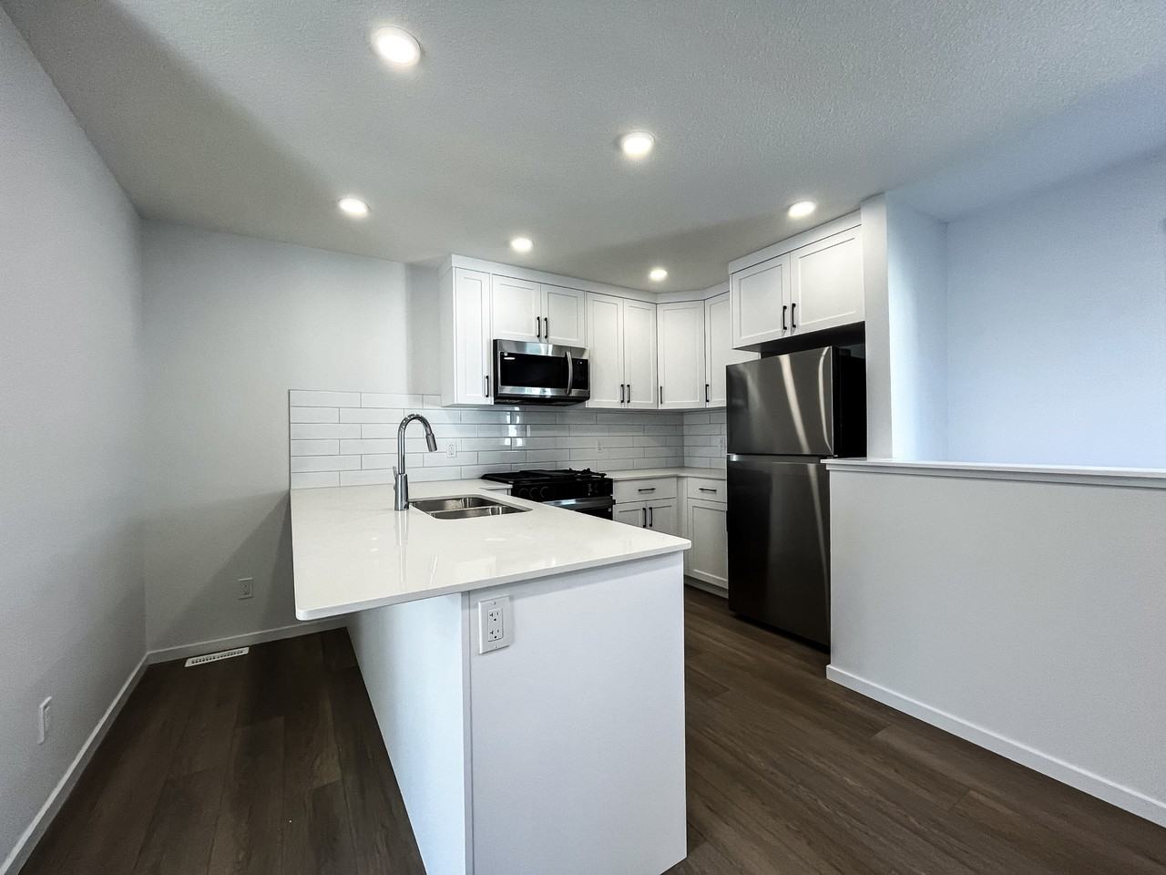244 Orchards Blvd Sw - Photo 5 of 11