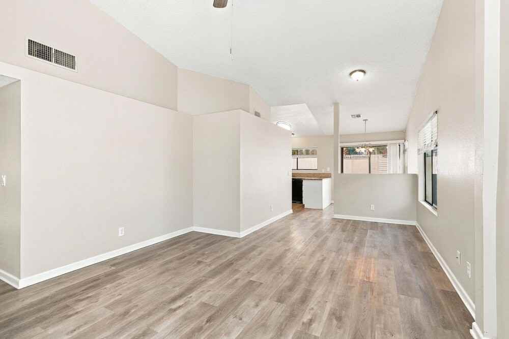 1338 Operetta Way - Photo 4 of 16