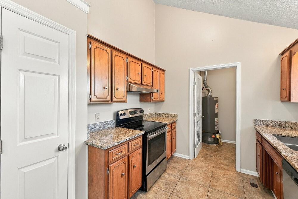 905 Deal Ct - Photo 6 of 16