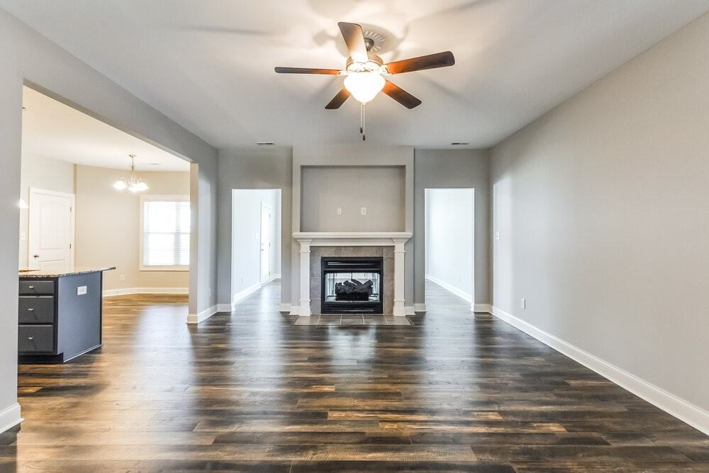 815 Airedale Trl - Photo 6 of 17