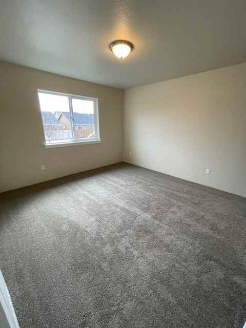 1012 Sw Oliver Pl - Photo 7 of 48