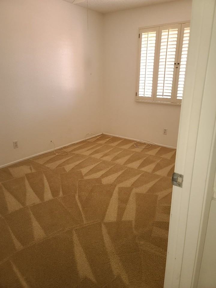 2191 Flame Tree Way - Photo 5 of 8