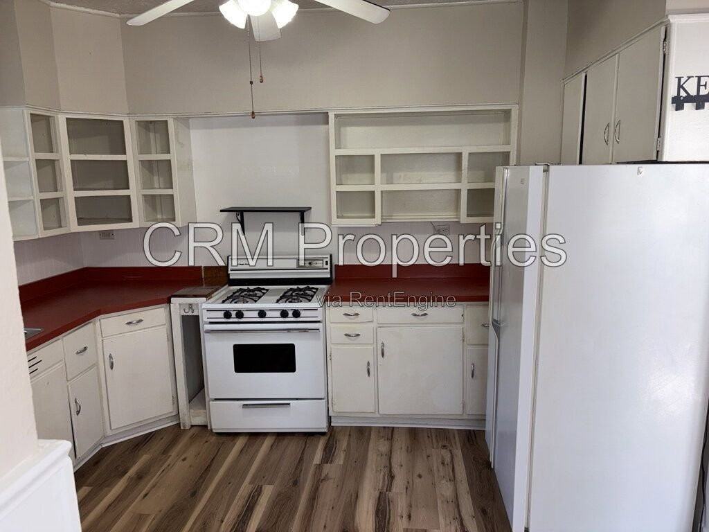1005 N Indiana Ave - Photo 6 of 24