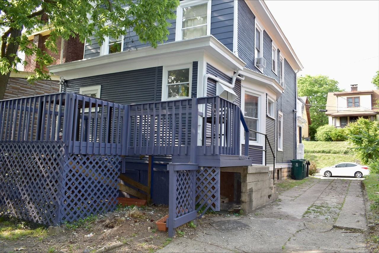 213 Atkinson St - Photo 2 of 17