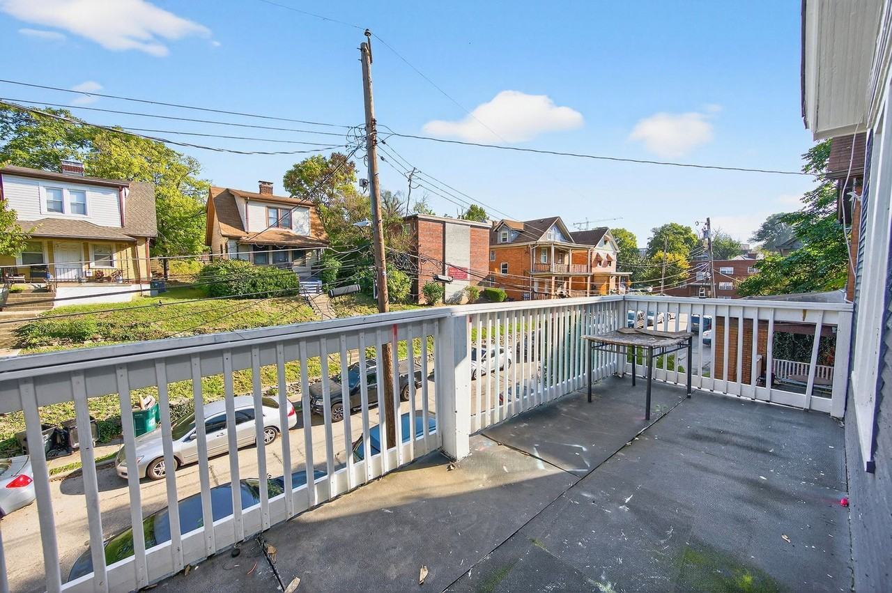 213 Atkinson St - Photo 7 of 17